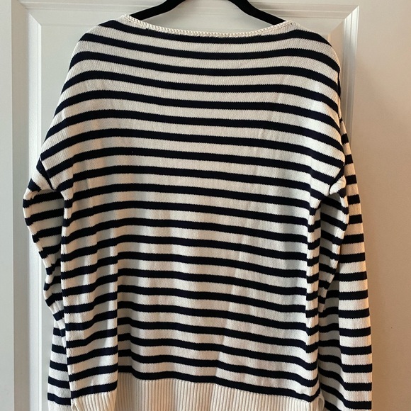 Cute, Navy striped sweater SUN ☀️ - Picture 2 of 2